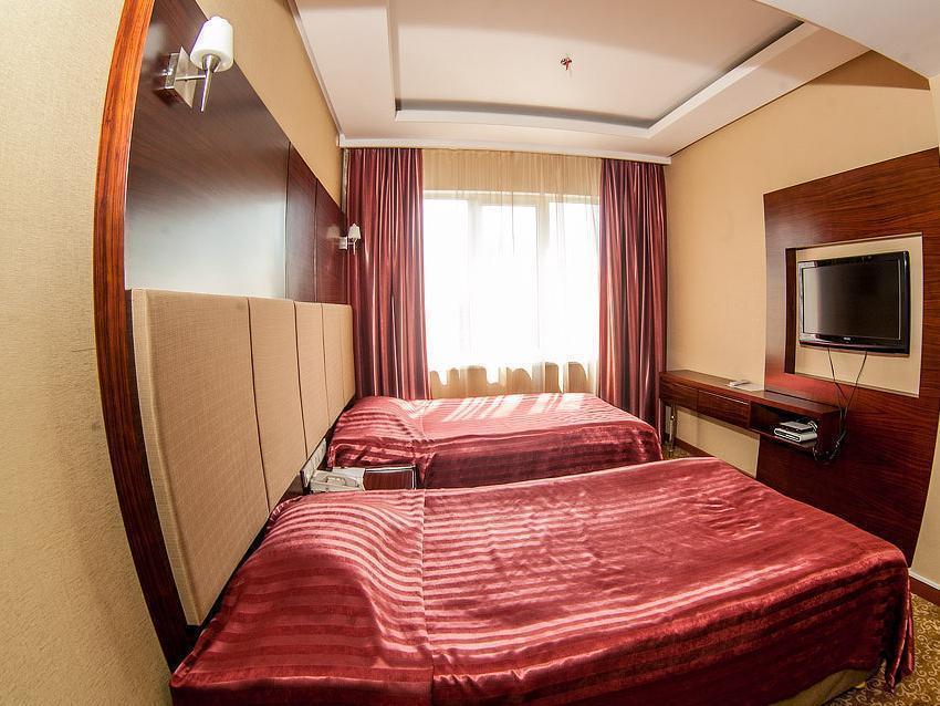 Grand Aiser Hotel Almaty Exterior foto