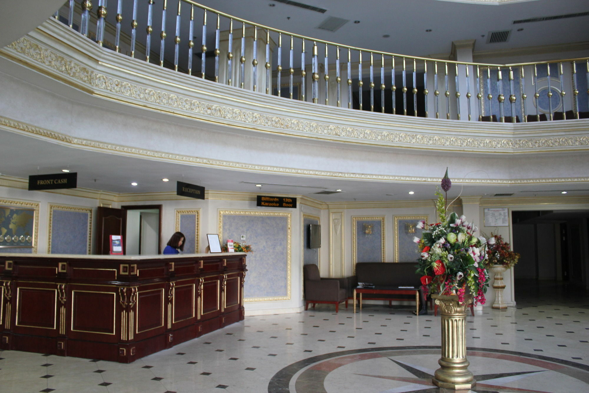 Grand Aiser Hotel Almaty Exterior foto